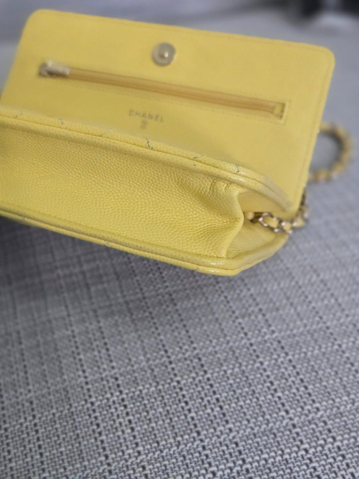 Chanel series 30 2020 Yellow Caviar LGHW Classic Wallet on chain (WOC)