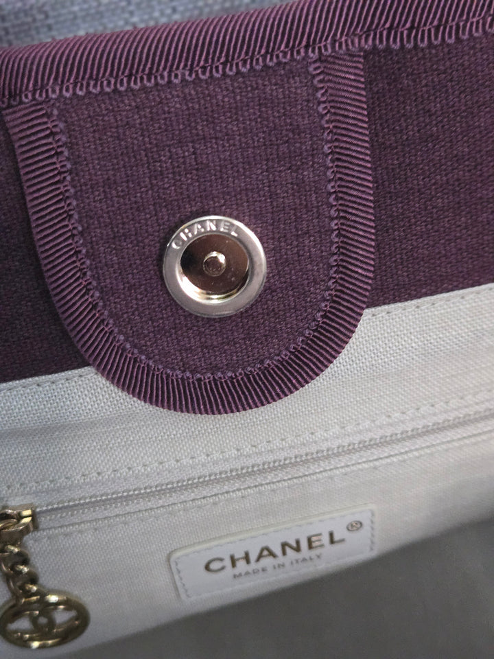 Chanel 24B 2024 Fall/Winter Collection Burgundy Tweed Deauville Tote with Leather top handle size small and Detachable pouch