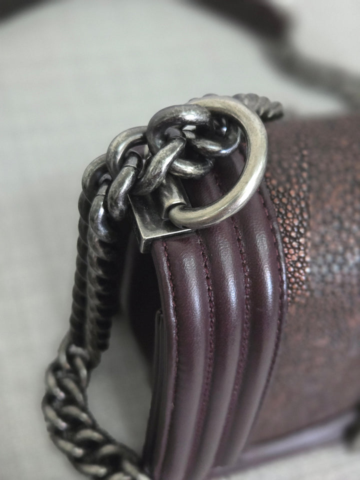 Chanel series 21 2015 Burgundy Lambskin Stingray Le Boy Flap Bag with RHW size Small