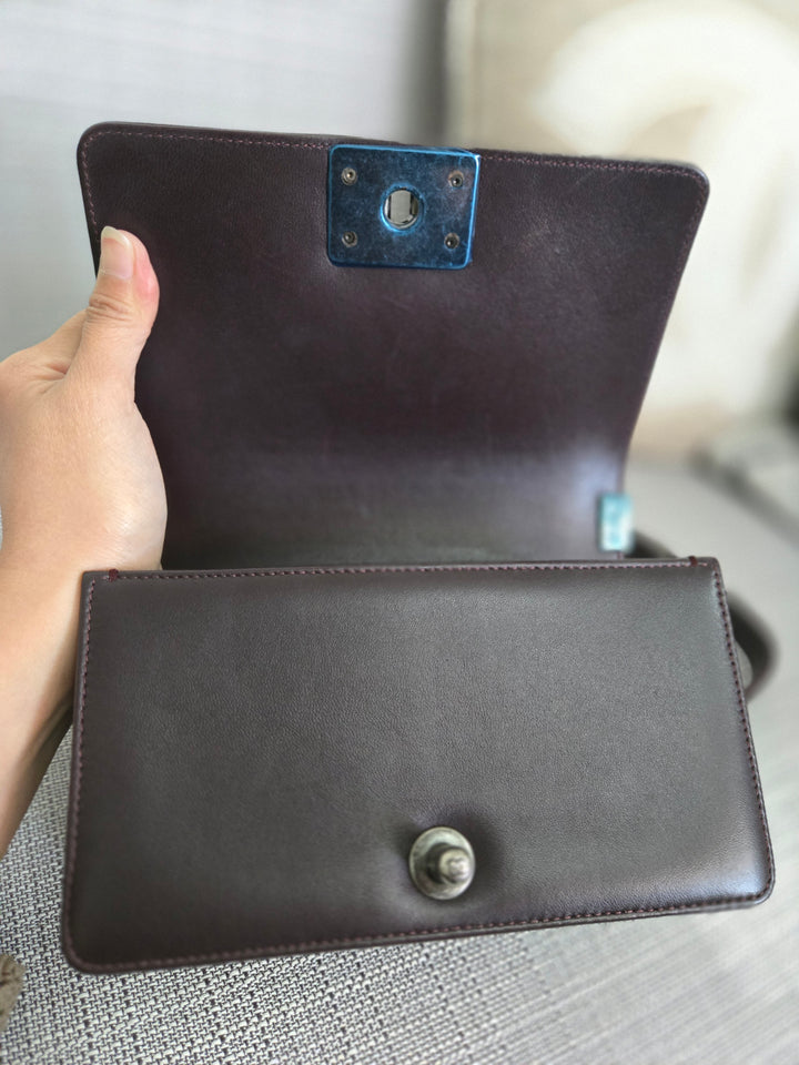 Chanel series 21 2015 Burgundy Lambskin Stingray Le Boy Flap Bag with RHW size Small