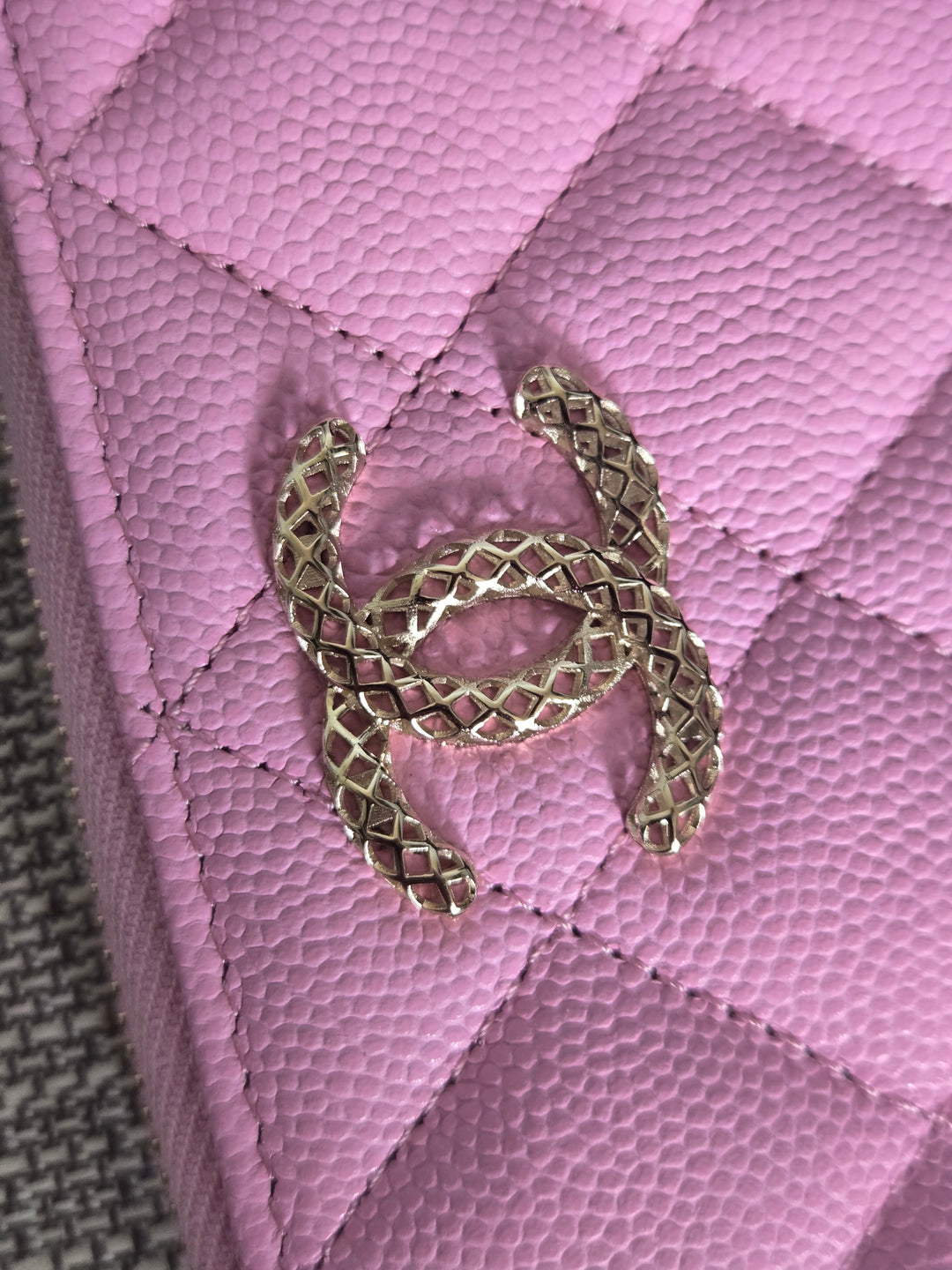 Chanel 23P collection 2023 Mauve undertone Pink Caviar Big Logo LGHW Zippy Coin Purse 2023 with mint green lining