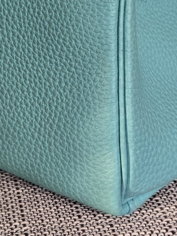 Hermes Kelly 28 in Bleu Atoll Togo Leather GHW