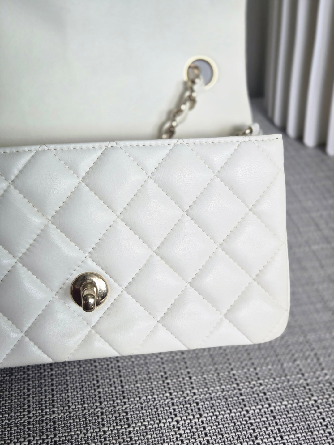 CHANEL series 23 2016 White Lambskin LGHW Mini Rectangular Flap Bag