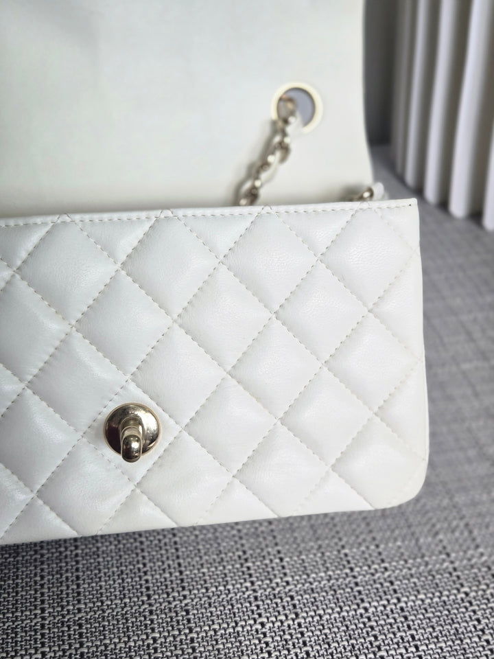 CHANEL series 23 2016 White Lambskin LGHW Mini Rectangular Flap Bag