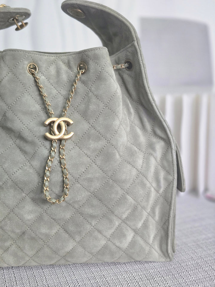 CHANEL 25C collection 2024/2025 cruise collection Khaki Suede Aged GHW 25 Hobo Bag size Medium