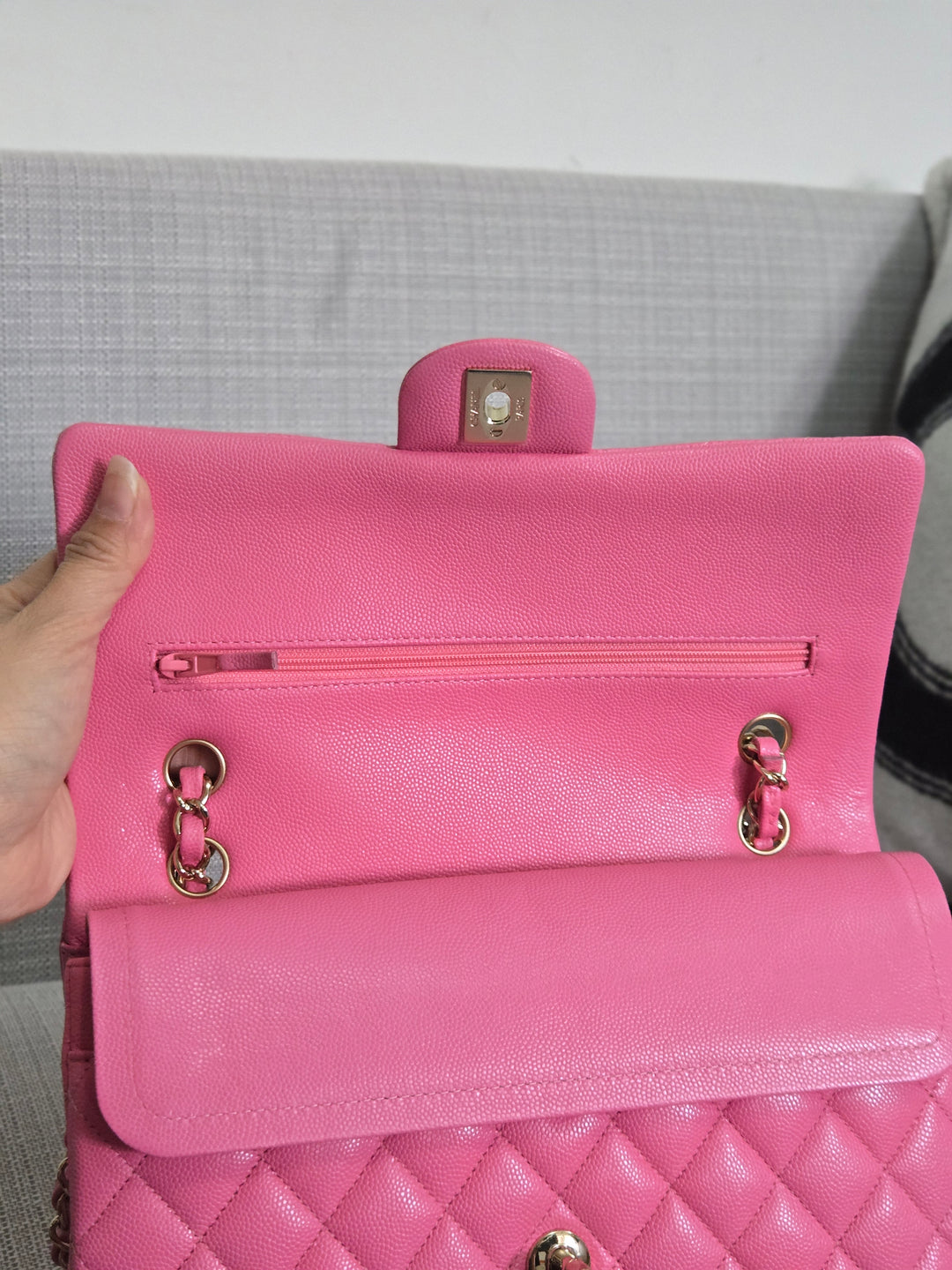 Chanel 21P 2021 Pre spring/summer collection Pink Caviar Champagne GHW 11.12 Timeless Classic Medium ML Double Flap Bag