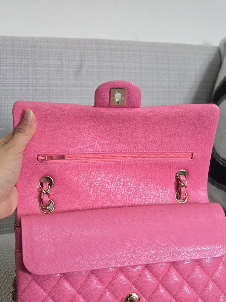 Chanel 21P 2021 Pre spring/summer collection Pink Caviar Champagne GHW 11.12 Timeless Classic Medium ML Double Flap Bag