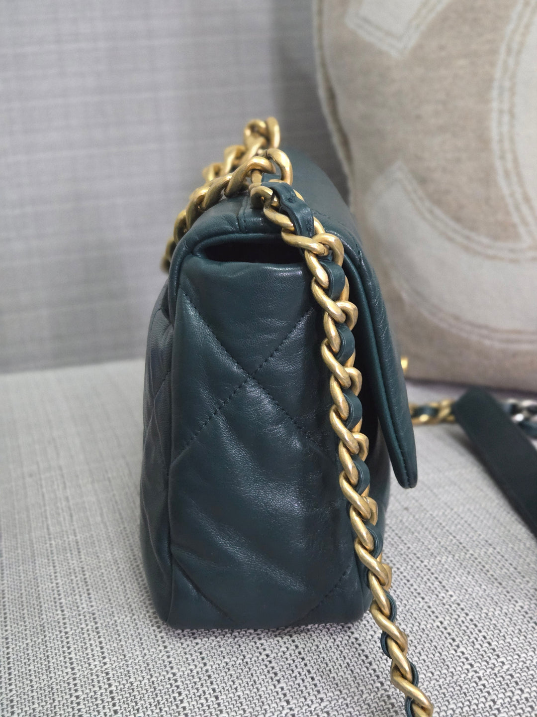 Chanel 19 size Small 26 cms series  Fall/Winter Collection Dark Green/Teal Goatskin Mixed hardware flap bag
