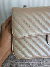 Load image into Gallery viewer, CHANEL 17B 2017 Rose Gold Caviar Chevron Medium Classic Double Flap Bag SHW
