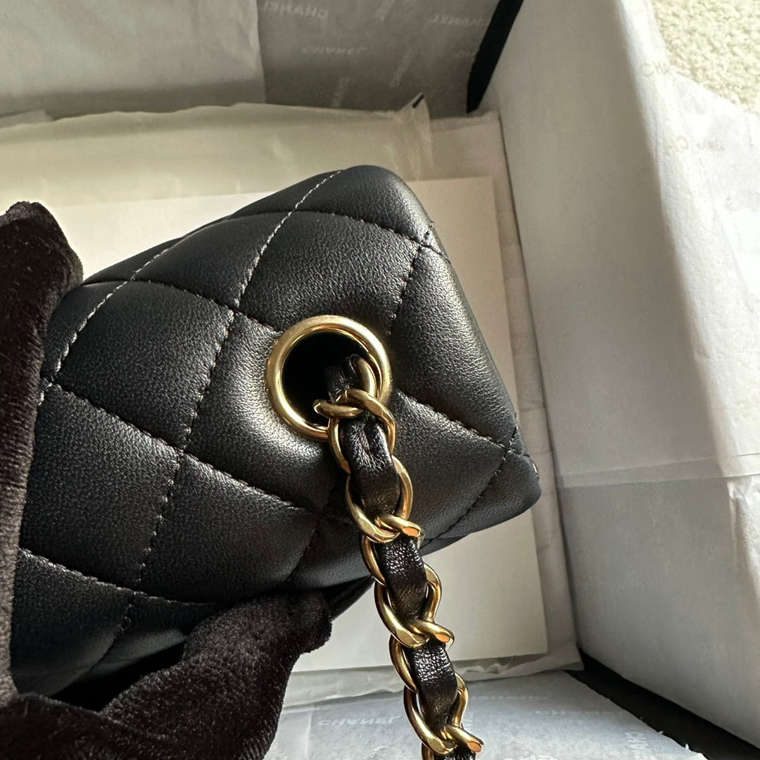 CHANEL Black Lambskin LGHW Mini Rectangular Flap Bag