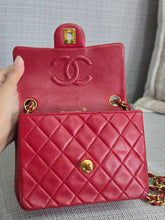 Load image into Gallery viewer, Chanel series 1 Red Lambskin 24K GHW Vintage Classic Mini Flap Bag
