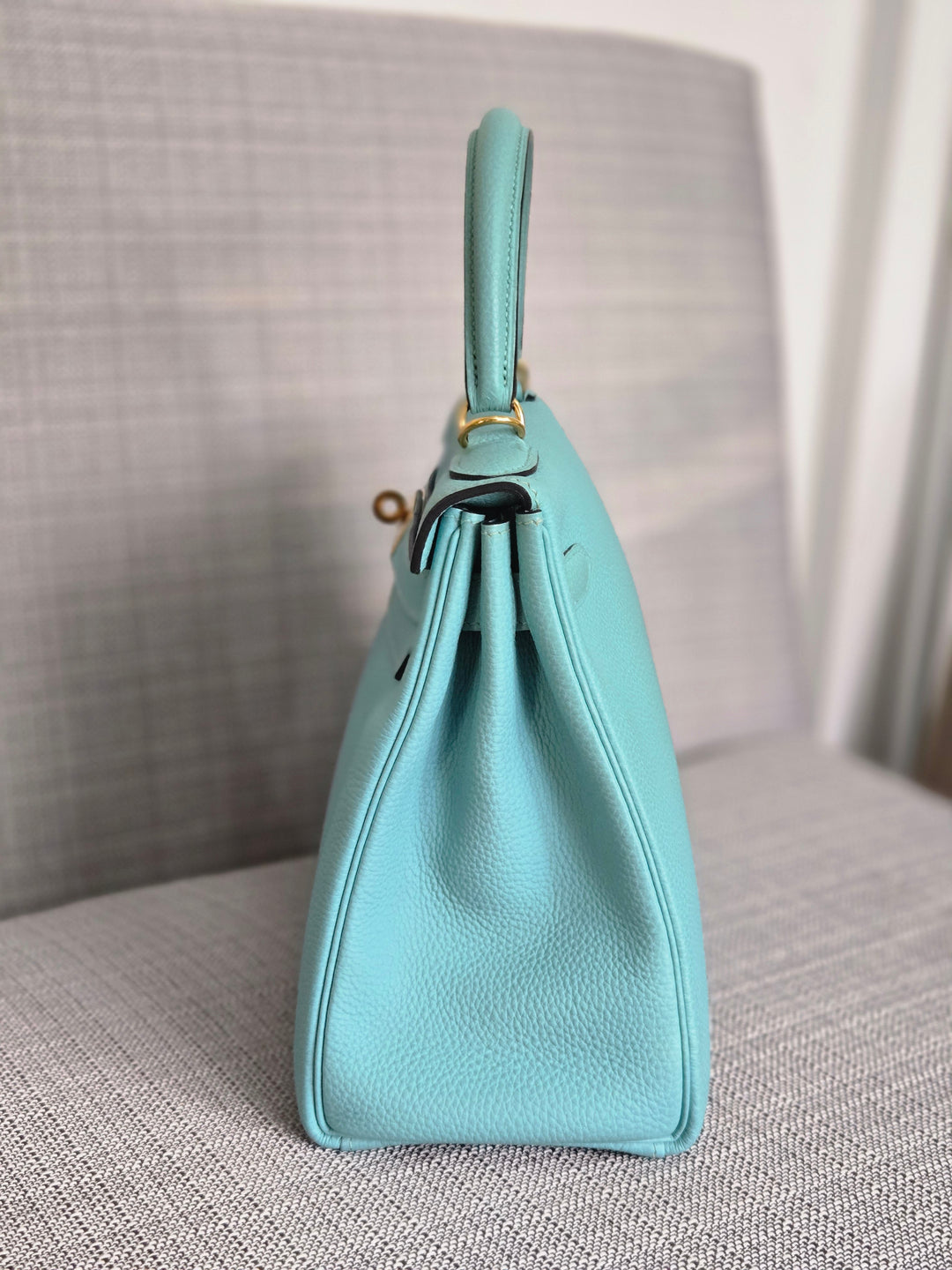 Hermes Kelly 28 in Bleu Atoll Togo Leather GHW