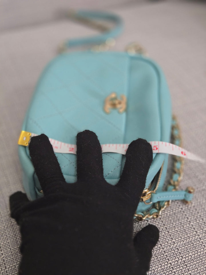 Chanel Series 26 2018/2019 19C Tiffany Blue Calfskin Casual Trip Camera Case Bag with Champagne GHW
