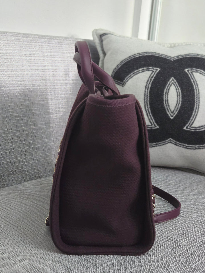 Chanel 24B 2024 Fall/Winter Collection Burgundy Tweed Deauville Tote with Leather top handle size small and Detachable pouch