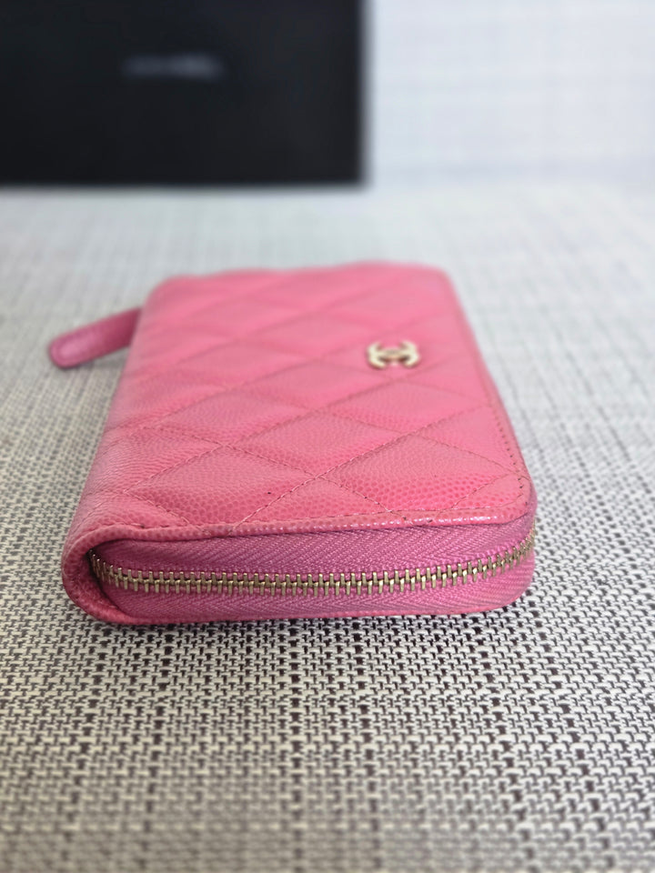 Chanel series 27 2019 19C collection Barbie Bright Pink Caviar LGHW Medium Zippy Wallet 6 inches