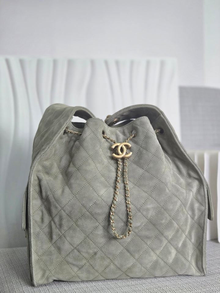 CHANEL 25C collection 2024/2025 cruise collection Khaki Suede Aged GHW 25 Hobo Bag size Medium