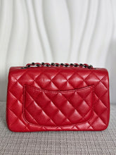 Load image into Gallery viewer, CHANEL series 21 Red lipstick caviar Ruthenium Hardware Mini Rectangular Flap Bag 2015 15B collection
