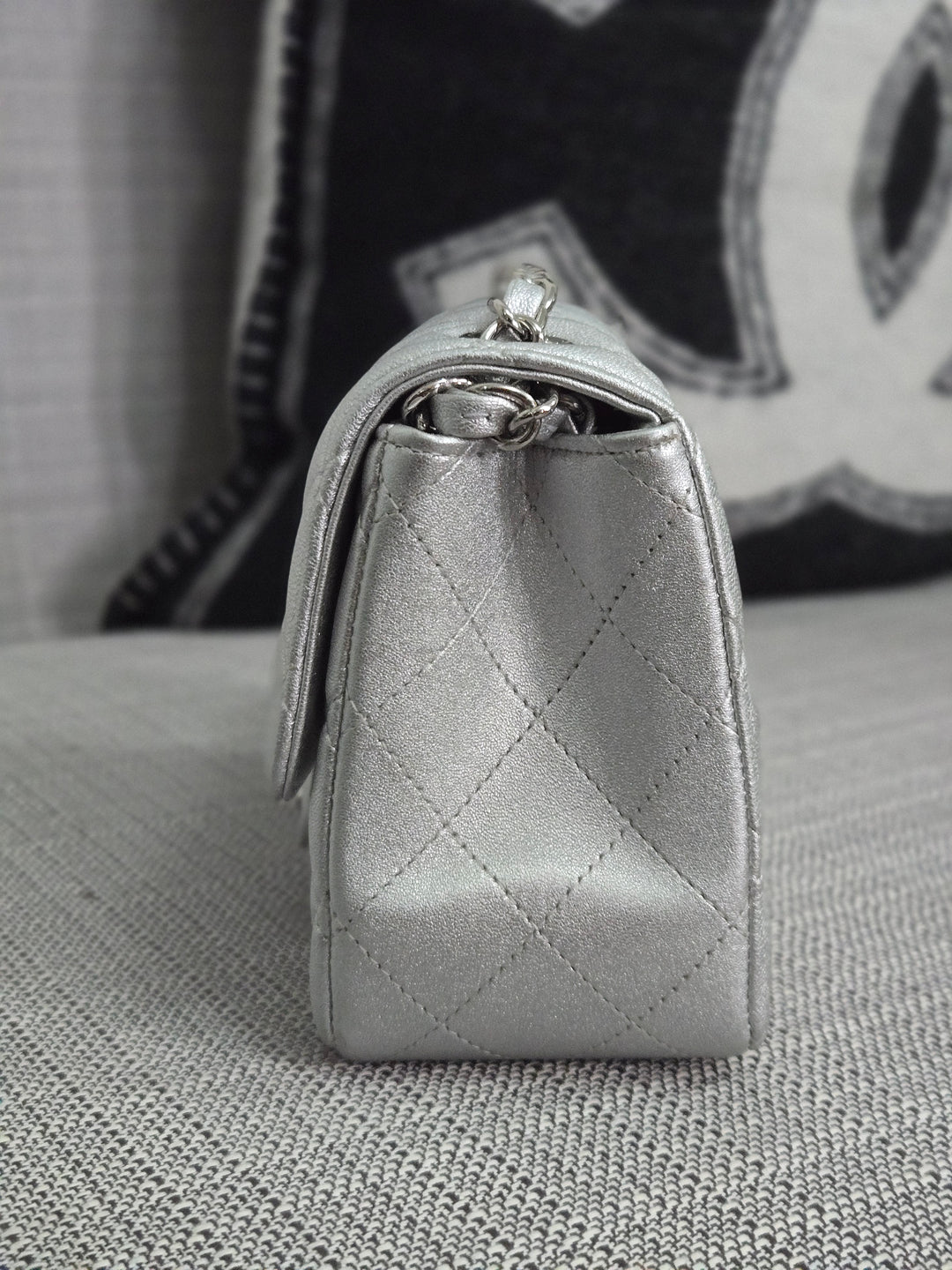 Chanel Series 31 21P 2021 Pre Spring/Summer Collection Iridescent Silver lambskin SHW Square Mini Flap Bag