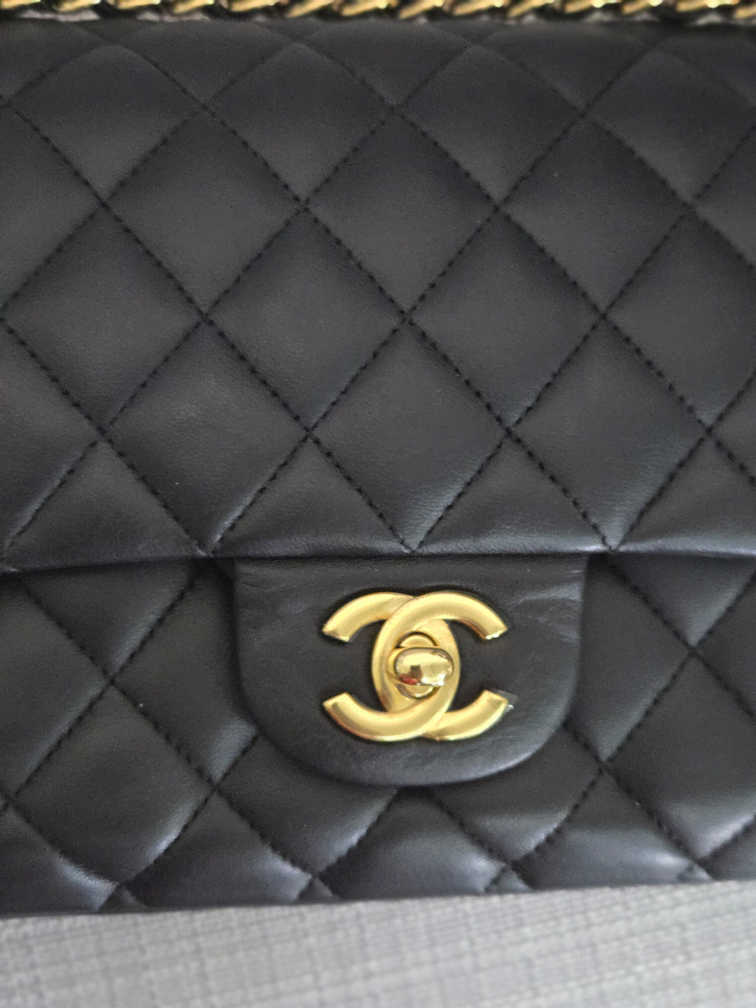 Chanel series 16 2012 Black Lambskin Medium ML Timeless Classic Double Flap Bag with GHW