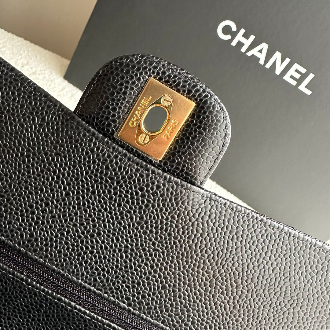 CHANEL series 25 Black Caviar GHW Medium ML Timeless Classic Double Flap Bag 2018