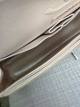 Load image into Gallery viewer, CHANEL 17B 2017 Rose Gold Caviar Chevron Medium Classic Double Flap Bag SHW
