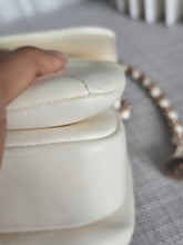 Load image into Gallery viewer, CHANEL 2022 22B Collection White Lambskin Rose Gold Hardware Trendy CC Flap Bag Size Small

