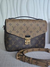Load image into Gallery viewer, LOUIS VUITTON LV Pochette Metis Reverse Monogram 2023
