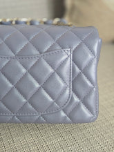 Load image into Gallery viewer, Chanel 22B Iridescent Light purple lambskin champagne GHW Mini Rectangular Flap Bag
