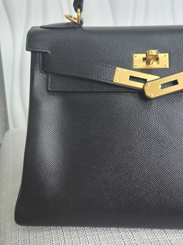 Hermes Noir/Black Epsom Leather GHW Kelly 28 stamp N 2010