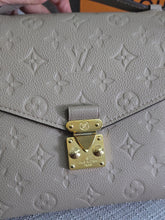 Load image into Gallery viewer, Louis Vuitton LV Pochette Metis Turtledove/Dune Emprinted Leather
