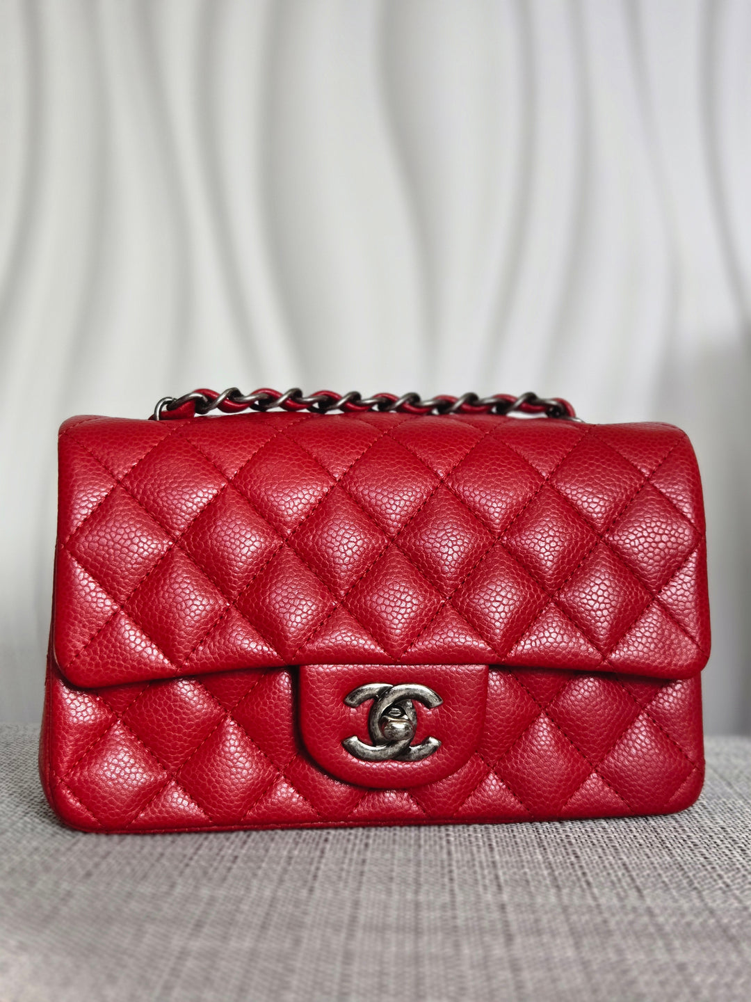 CHANEL series 21 15B collection Red lipstick caviar Ruthenium Hardware Mini Rectangular Flap Bag 2015 15B collection