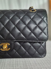 Load image into Gallery viewer, CHANEL series 19 2014 Black caviar GHW 11.12 Medium ML Timeless Classic Double Flap Bag
