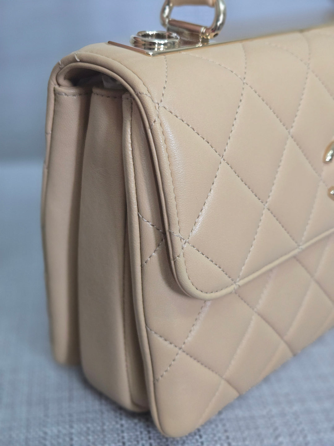 Chanel series 26 2018 Beige Lambskin Trendy CC Flap Bag with Top Handle Size Small with Champagne GHW and detachable Shoulder strap