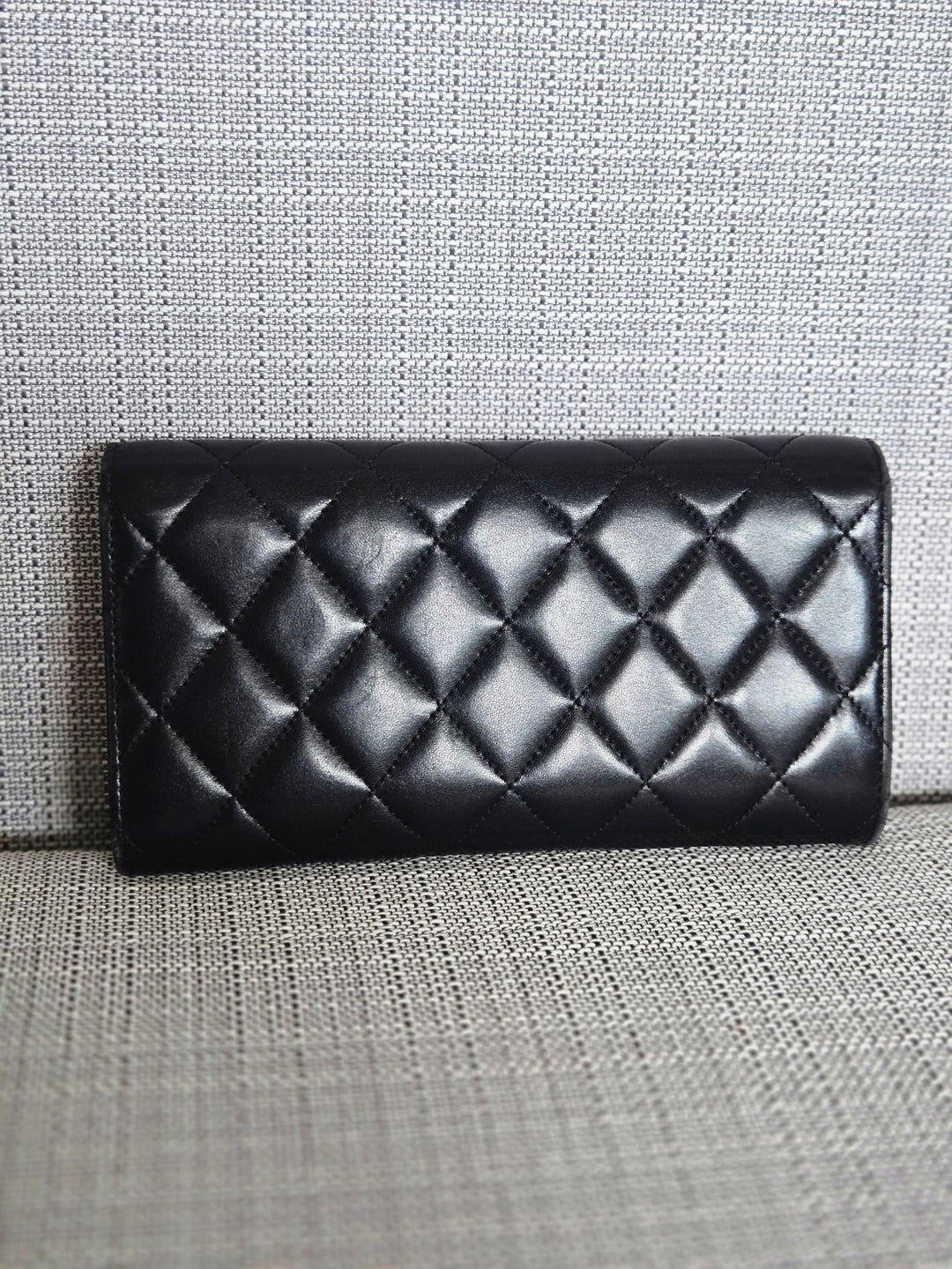Chanel series 24 Black Lambskin SHW Full size Sarah Wallet