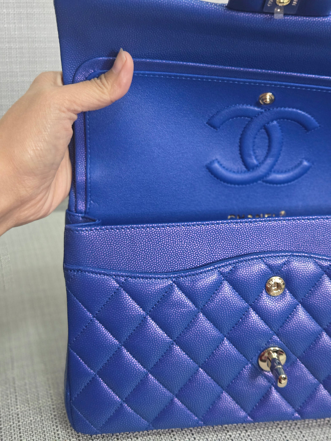 Chanel series 31 Iridescent Cobalt Blue Caviar Medium ML Timeless Classic Double Flap Bag with Champagne GHW