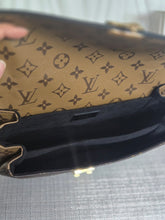 Load image into Gallery viewer, LOUIS VUITTON LV Pochette Metis Reverse Monogram 2023
