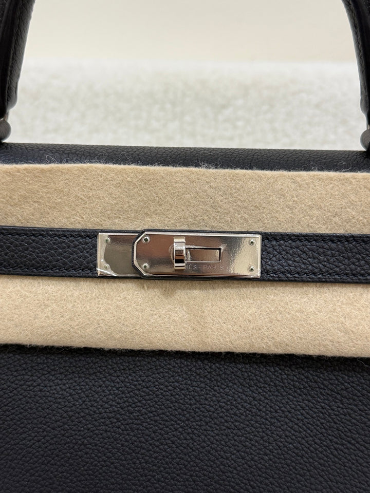 Hermes Kelly 28 Black Noir Retourne Togo Leather PHW Stamp R 2014