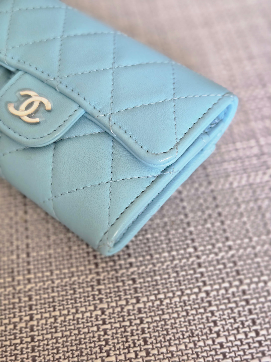 Chanel series 31 21S collection Bright Blue Lambskin SHW Flap Card Holder