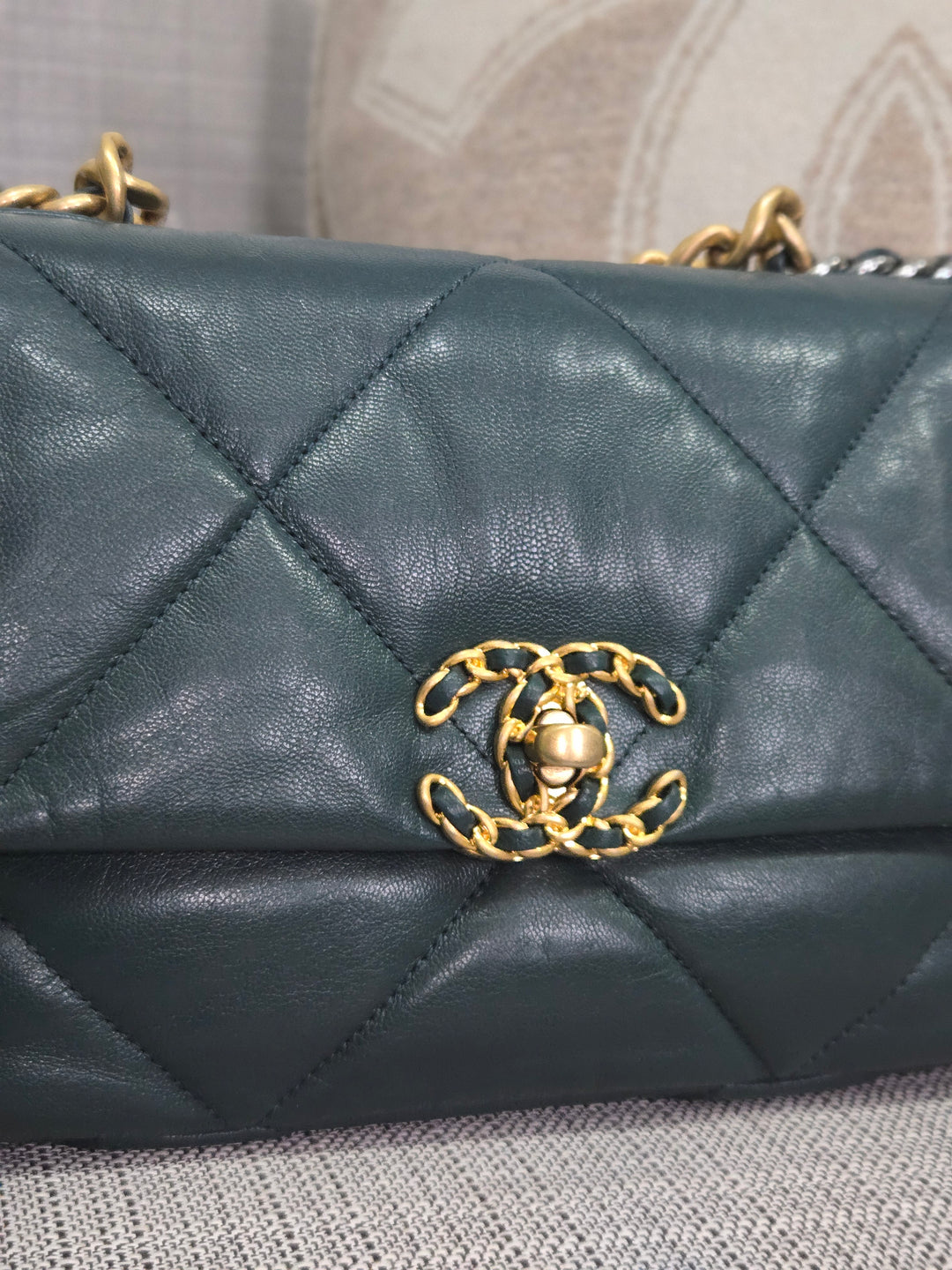 Chanel 19 size Small 26 cms series  Fall/Winter Collection Dark Green/Teal Goatskin Mixed hardware flap bag