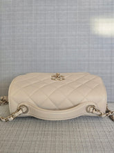 Load image into Gallery viewer, Chanel series 30 Beige Caviar Business Affinity Flap Bag size Medium with Champagne GHW

