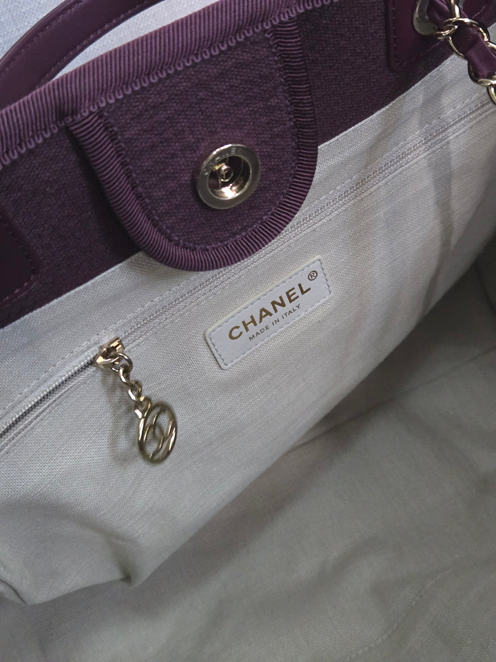 Chanel 24B 2024 Fall/Winter Collection Burgundy Tweed Deauville Tote with Leather top handle size small and Detachable pouch