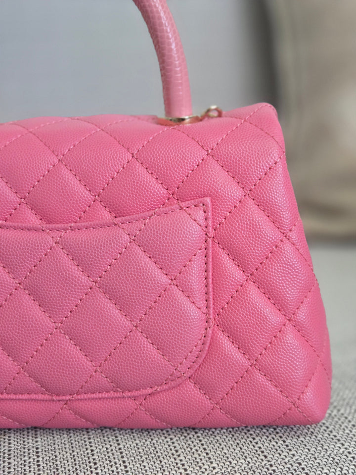 Chanel series 31 21P 2021 Pre Spring/Summer Collection Pink Caviar Coco Handle Flap Bag with Top Handle and Detachable Strap size Small