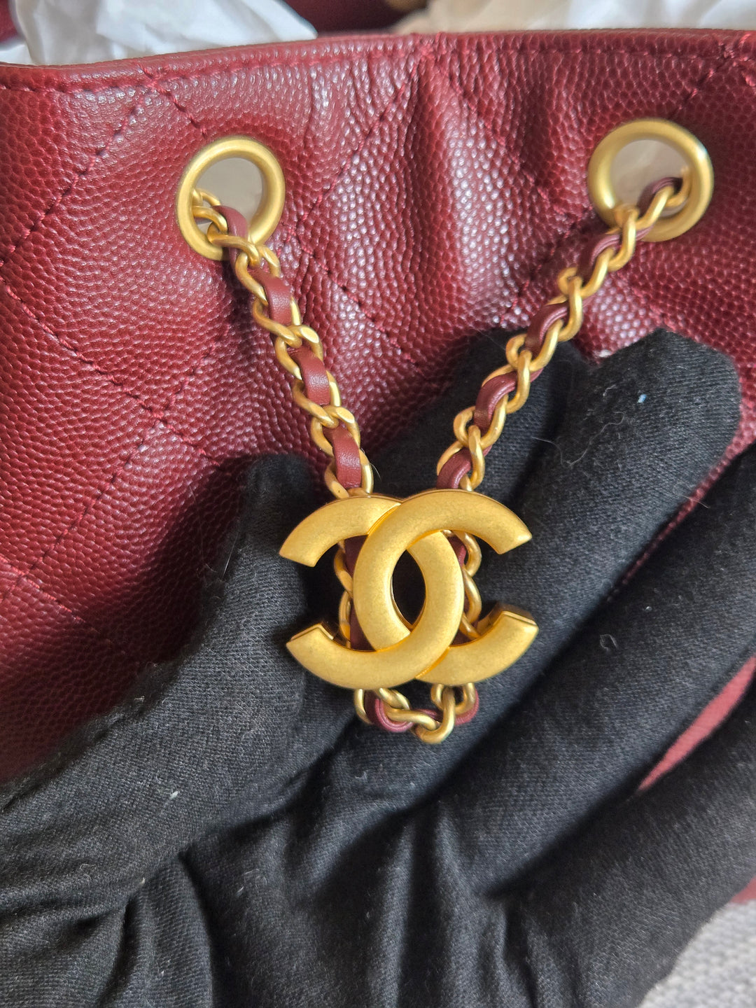 CHANEL 25 size SMALL from 25A 2025 Metiers d'art Collection BURGUNDY caviar aged GHW Hobo Bag