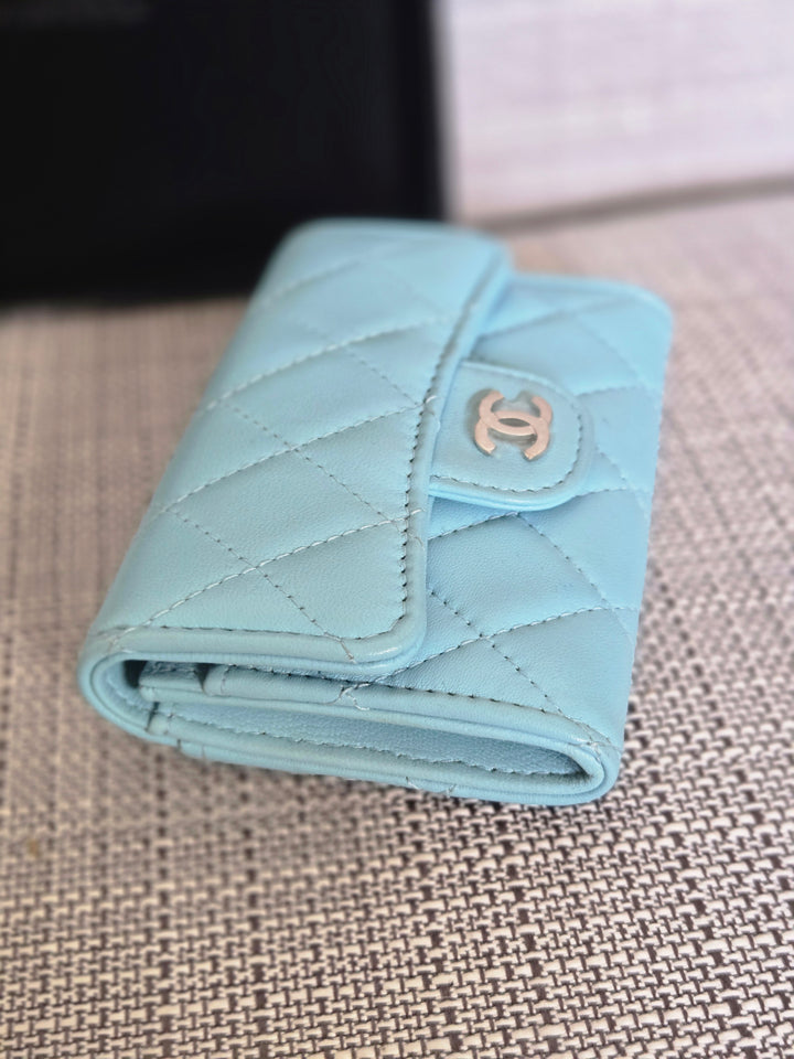 Chanel series 31 21S collection Bright Blue Lambskin SHW Flap Card Holder