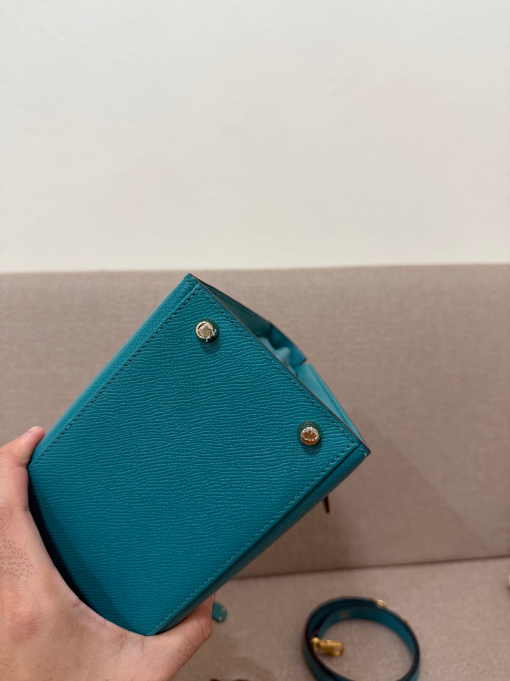 Hermes Kelly 28 in Bleu Paon Epsom Sellier Leather GHW Stamp D 2019