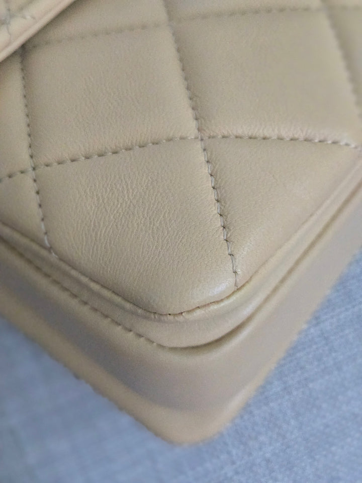 Chanel series 26 2018 Beige Lambskin Trendy CC Flap Bag with Top Handle Size Small with Champagne GHW and detachable Shoulder strap