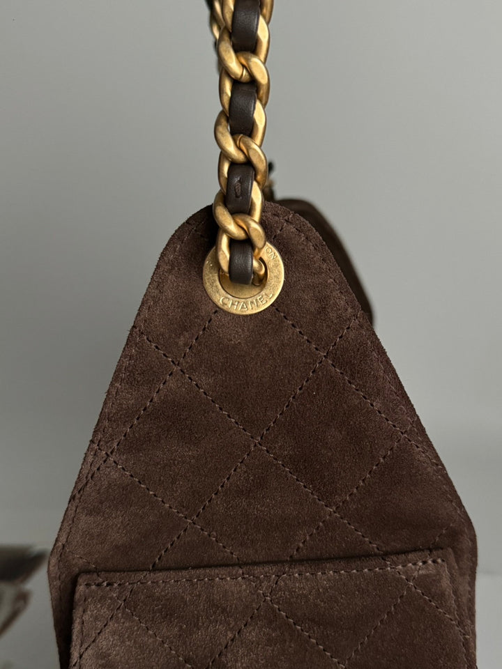 CHANEL 26C 2025/2026 Brown Suede Leather Aged GHW 25 Hobo Bag size Small