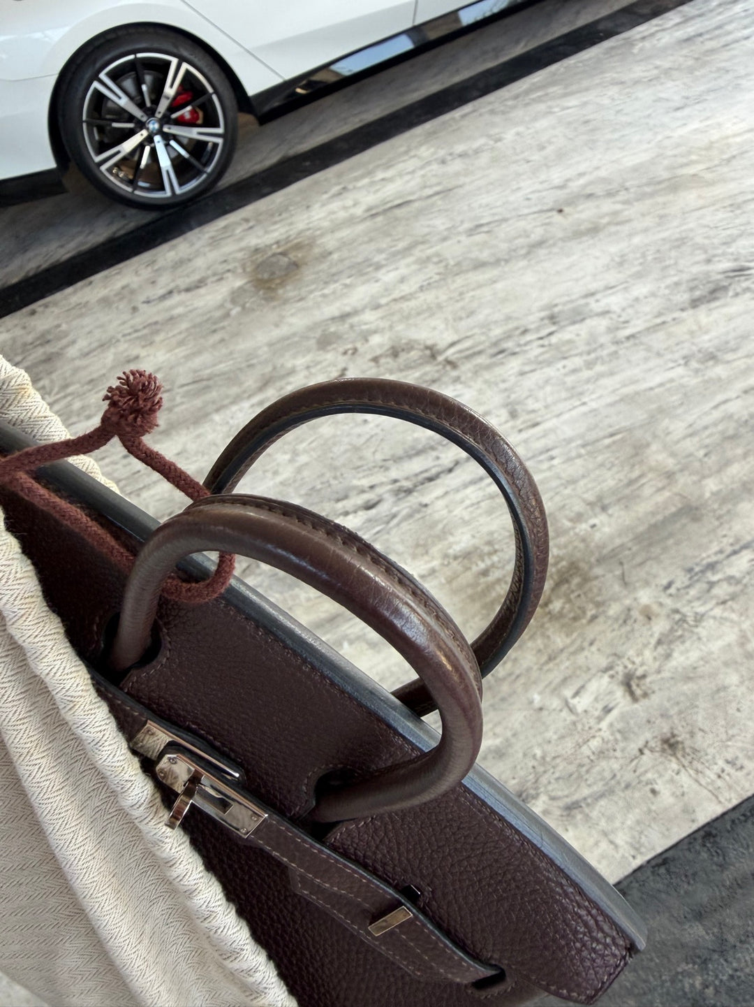 HERMES Cacao Togo Leather PHW Birkin 25 Stamp M in sq