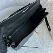 Load image into Gallery viewer, Hermes Black Noir Epsom Leather GHW Kelly 28 stamp N 2010
