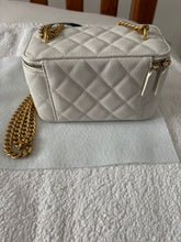 Load image into Gallery viewer, CHANEL 2023 23P Collection White Caviar Sweetheart Adjustable chain Small vanity Case with Aged GHW
